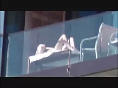 Dos chicos y su afei ...