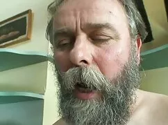 Montar videos xxx de ...